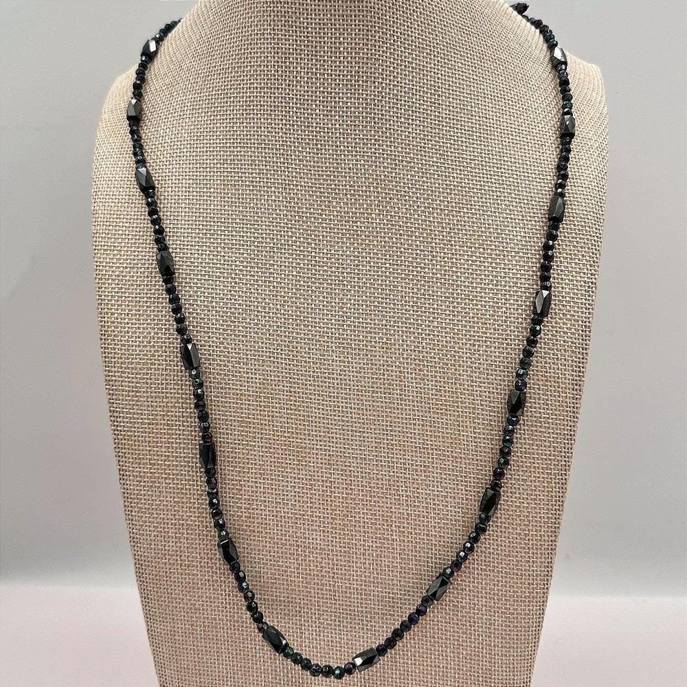 Vintage 90s Black Iridescent Magnetic Hematite Glass Bead Necklace Boho Jewelry